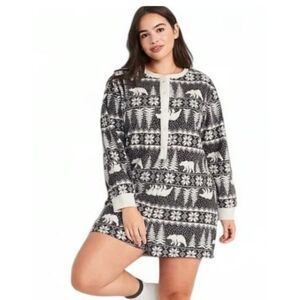 Old Navy Fleece Fair Isle Sleep Romper Gray & White Size M